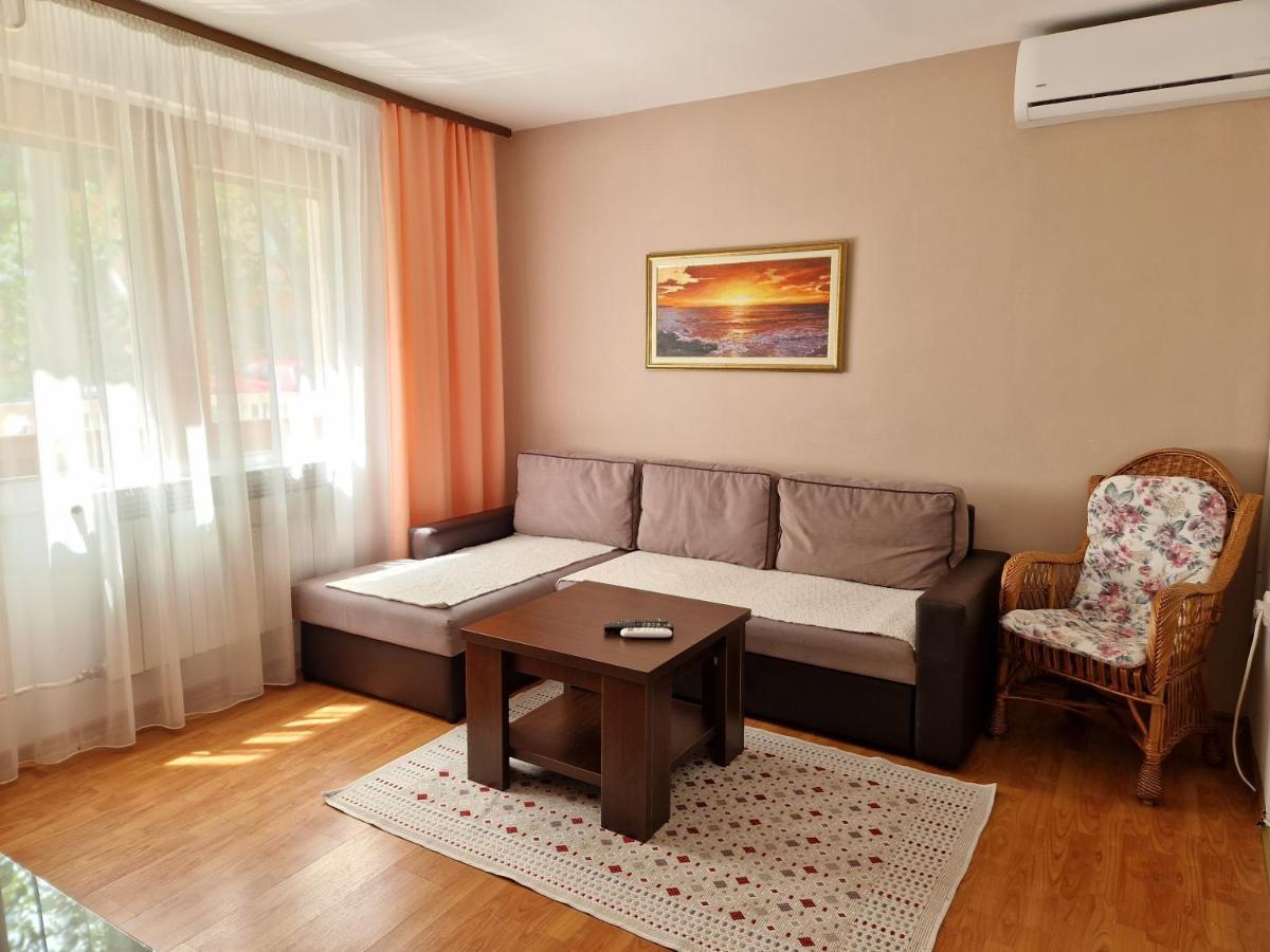 Spago Apartment คอนยิค ภายนอก รูปภาพ